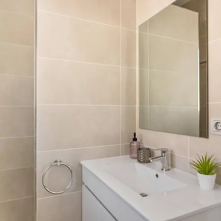 Escriva - Plusholidays קלפה