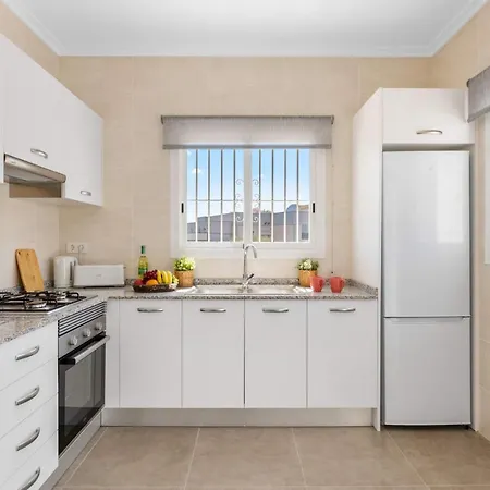 Escriva - Plusholidays קלפה