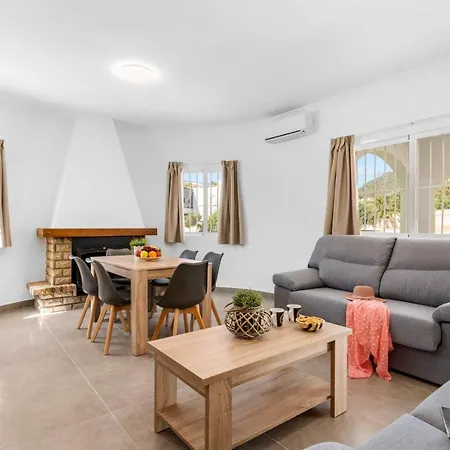 Villa Escriva - Plusholidays