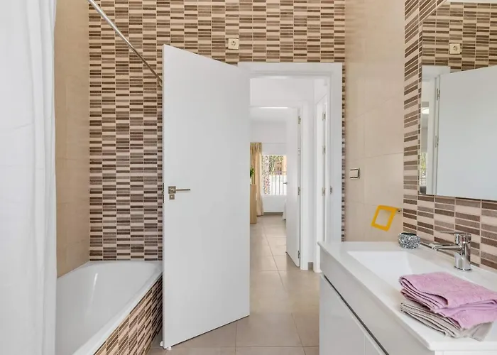 Villa Escriva - Plusholidays