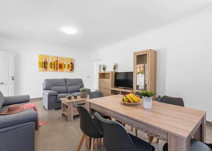 Villa Escriva - Plusholidays *