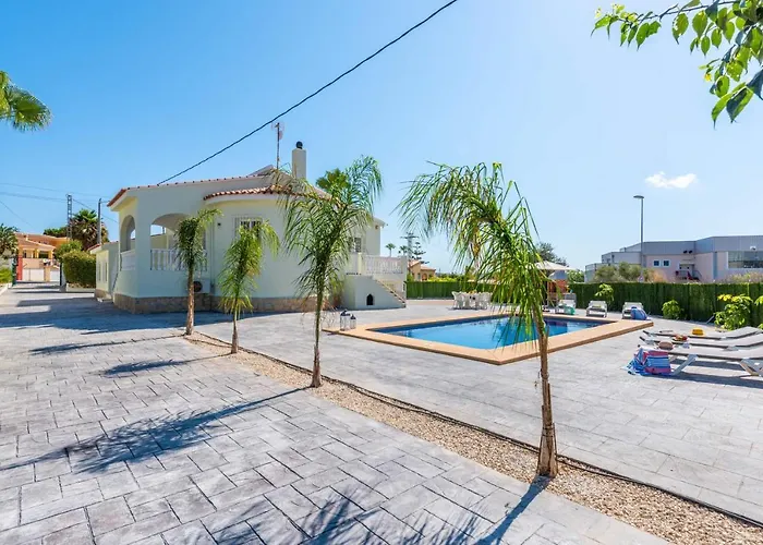 Escriva - Plusholidays * Calpe