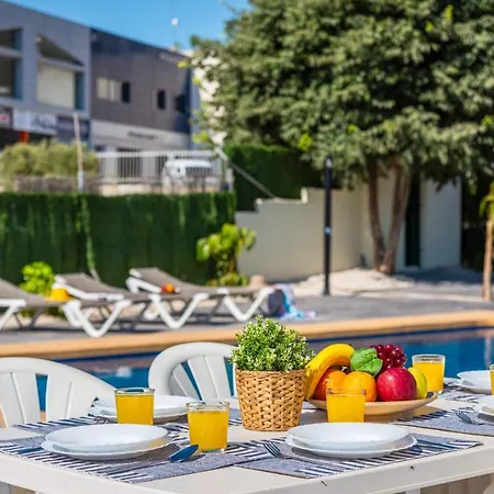 Escriva - Plusholidays